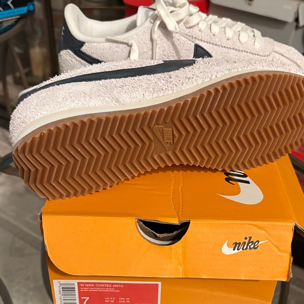Women’s Nike Cortez Vintage Summit White Black Sneakers FJ2530-102 [Select Size] - Picture 2 of 7